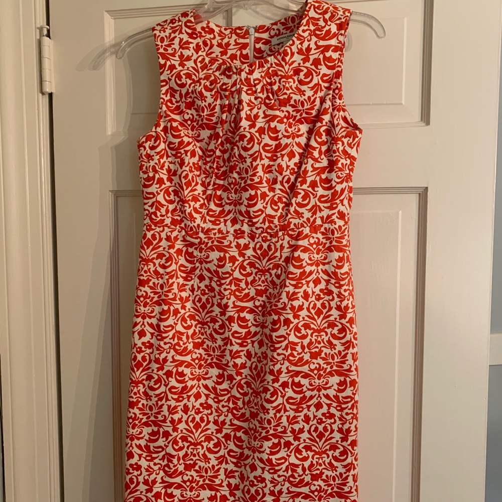 Banana Republic sleeveless shift dress